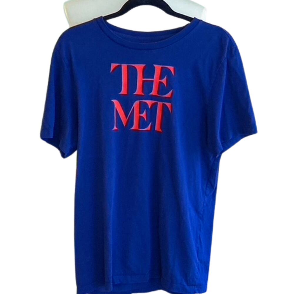 The Met Blue and Red T Shirt, Size Small Unisex